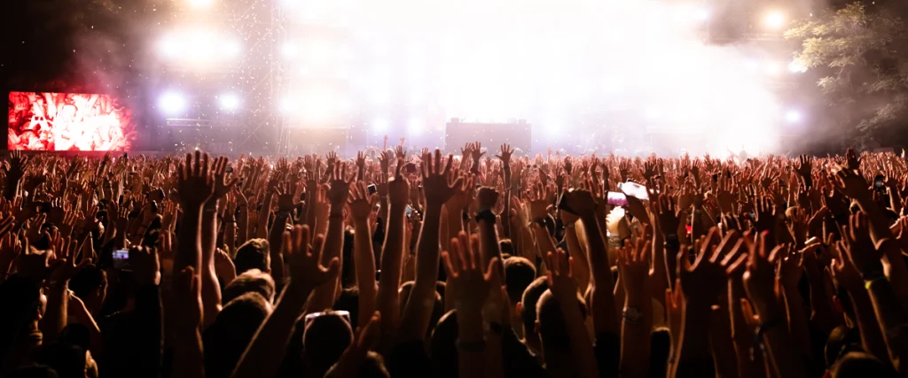 Konserlerde İşitme Kaybını Önlemek için Dikkat Etmeniz Gerekenler